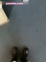 微甜-户外强迫闺蜜舔脏鞋臭白袜-TK恋足捆绑女奴 00_00_35- nn00021.mp4 大小:531.77MB